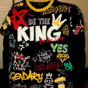 Nice legendary shirt barely worn in nice condition